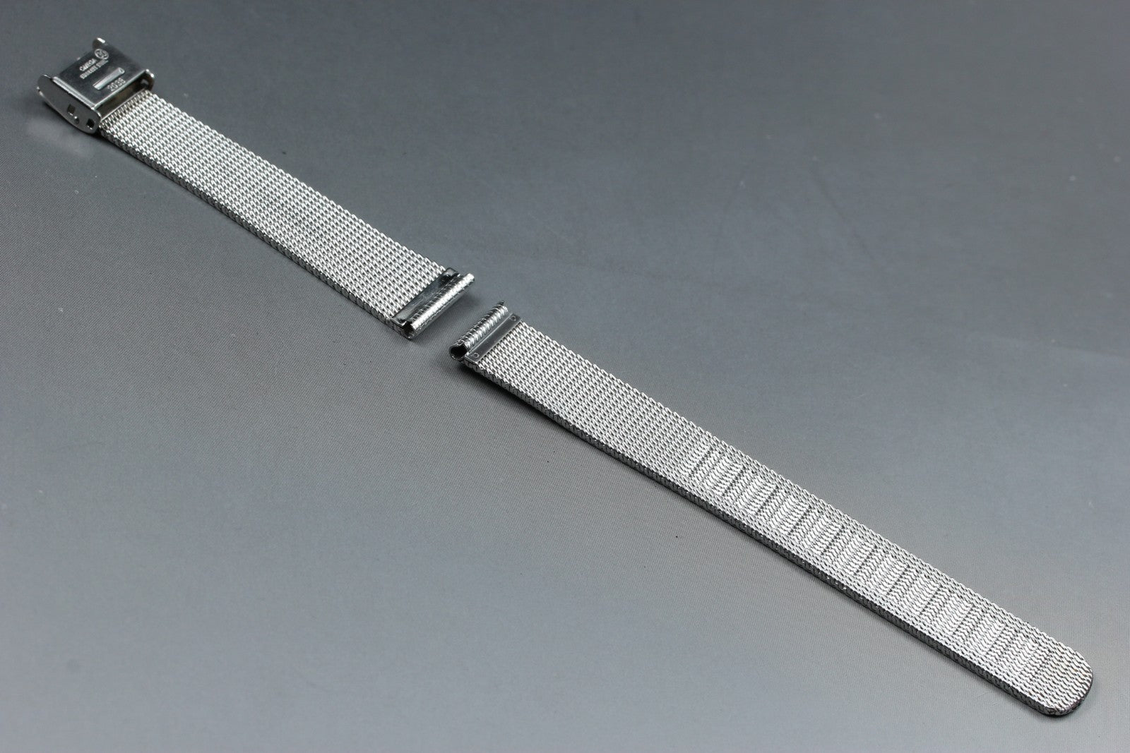 Near MINT OMEGA Milanese/Mesh Band 2038 18mm Stainless Steel Silver Men Vintage
