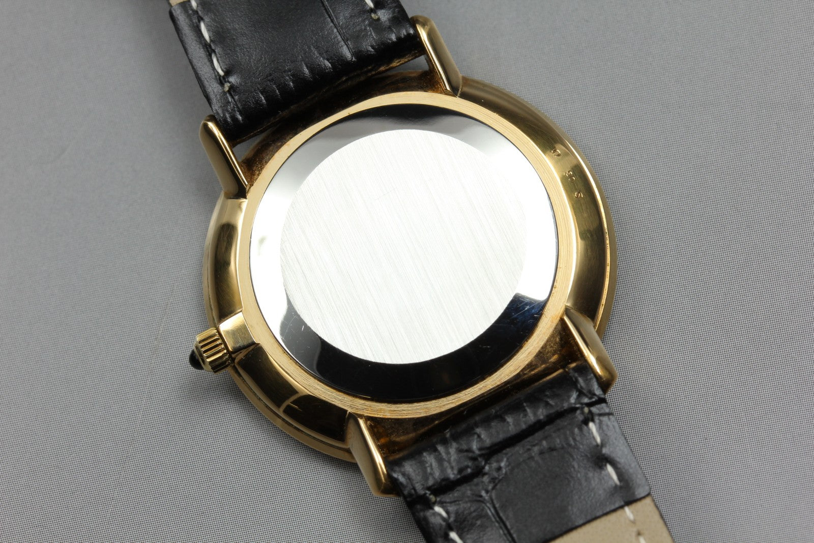 1976 Near MINT OMEGA De Ville 33mm 111.0107 Manual Wind Gold Dial Men's Vintage