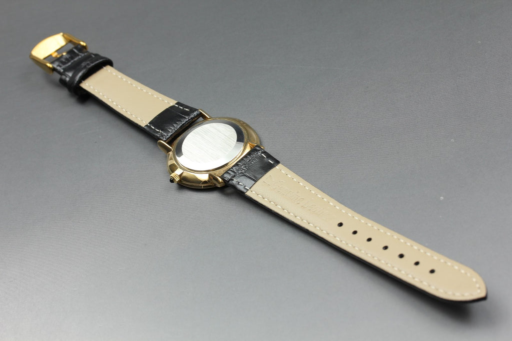 1976 Near MINT OMEGA De Ville 33mm 111.0107 Manual Wind Gold Dial Men's Vintage