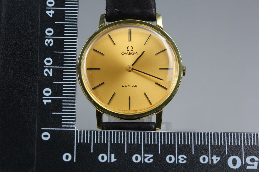 1976 Near MINT OMEGA De Ville 32mm 111.0114 Manual Wind Gold Dial Men's Vintage