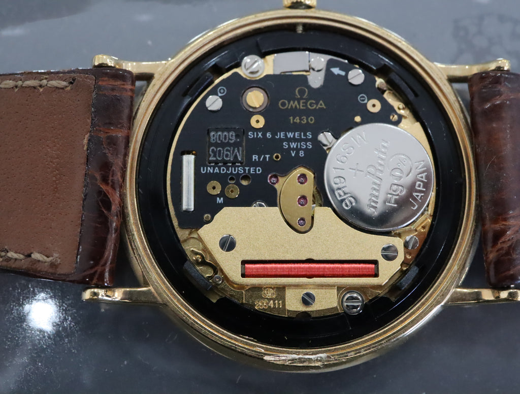 1988 Near MINT OMEGA De Ville 32mm 196.0312.1 Quartz Gold Dial Men's Vintage