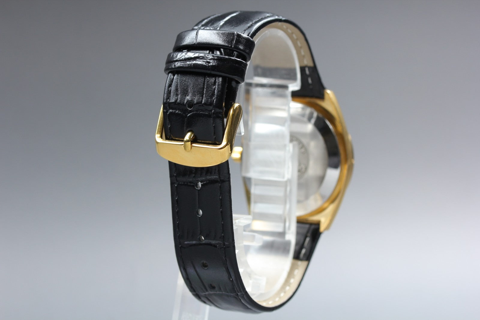 1977 Near MINT OMEGA Seamaster 34mm 166.0204 Automatic Gold Dial Men's Vintage