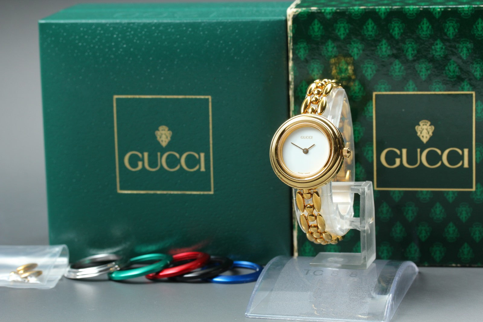 Full Set/Near MINT GUCCI Change Bezel 11/12.2 26mm 6 Colors Quartz Women Vintage