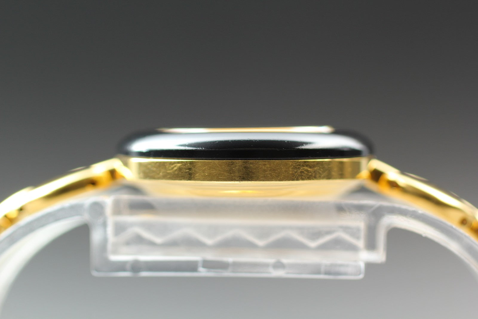 Near MINT/Box,Paper GUCCI Change Bezel 11/12.2 26mm 6 Colors Quartz Gold Women's