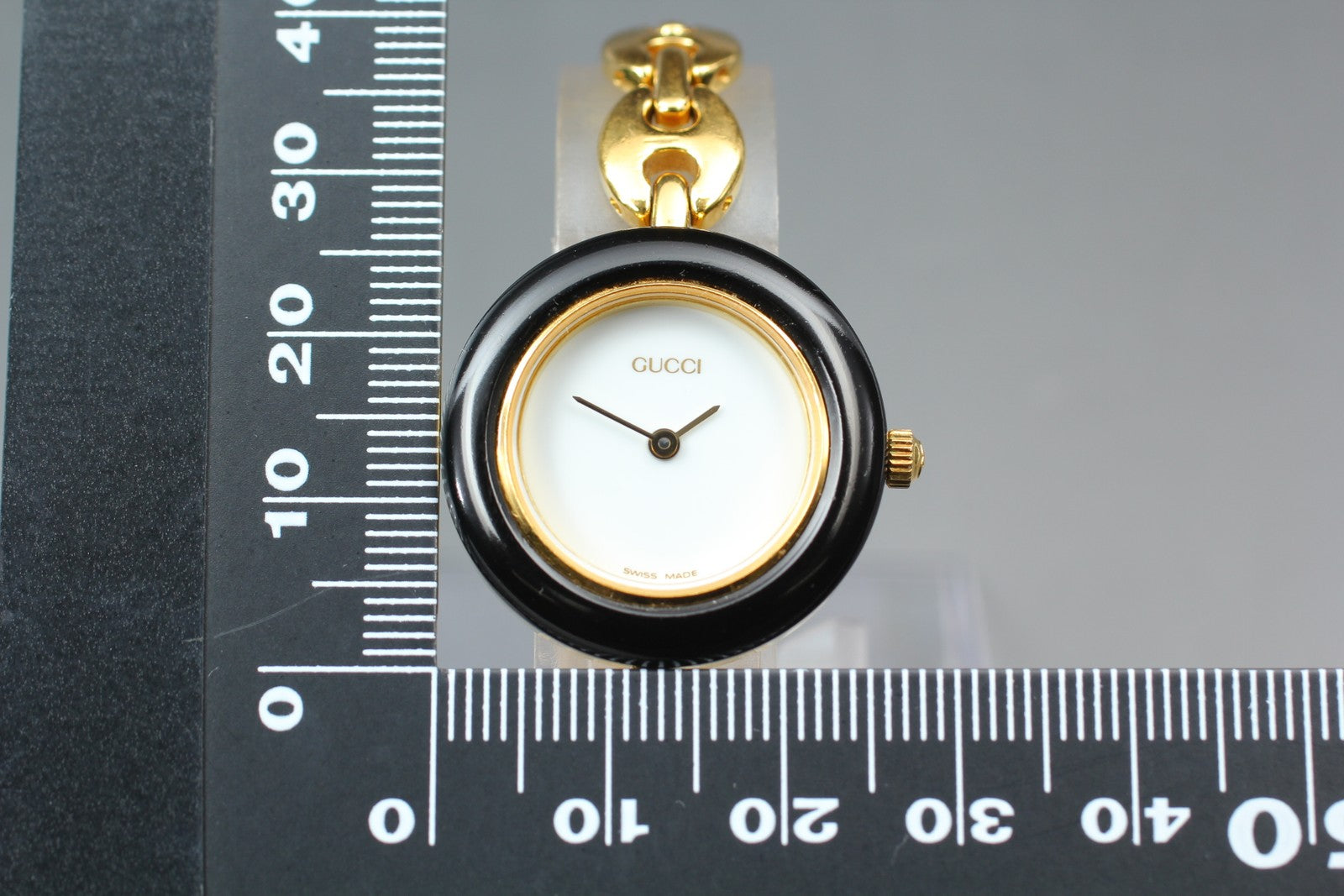 Near MINT/Box,Paper GUCCI Change Bezel 11/12.2 26mm 6 Colors Quartz Gold Women's