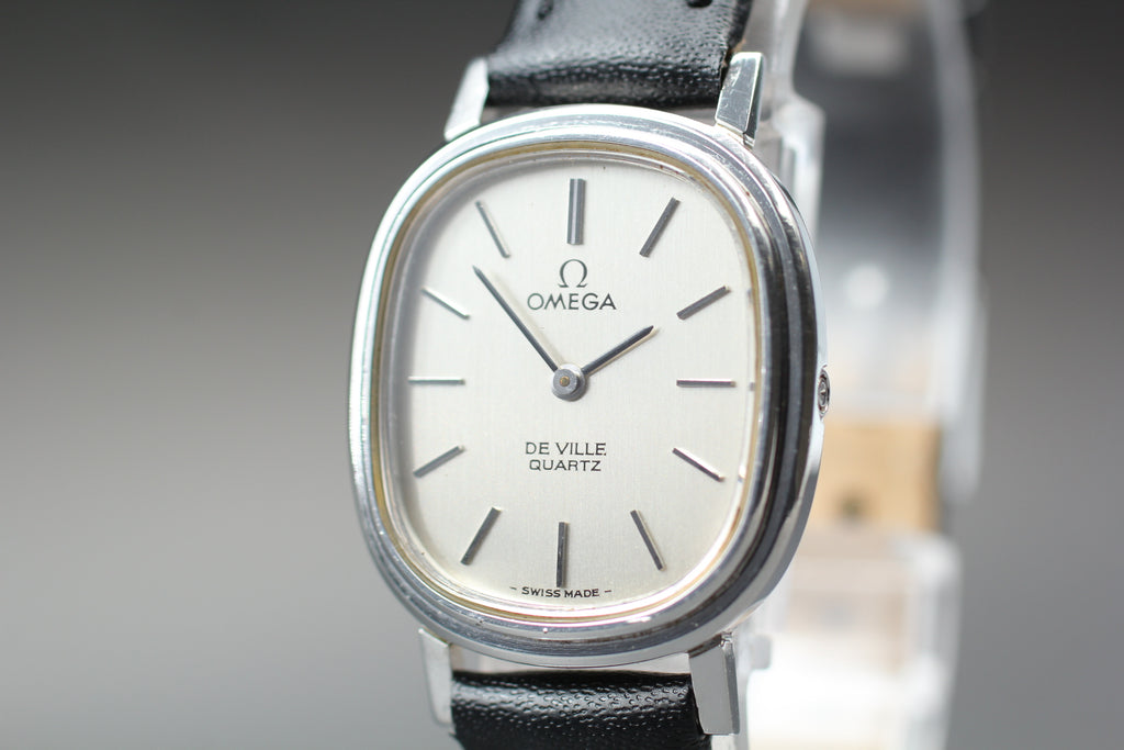 1979 Near MINT OMEGA De Ville 24mm 591.0021 Quartz Silver Dial Women's Vintage