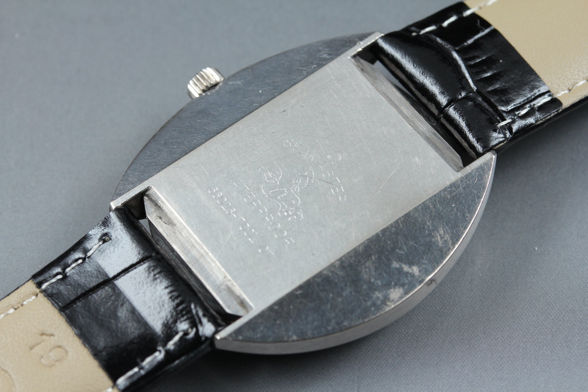 Near MINT OMEGA Seamaster COSMIC 35mm 166026 Automatic Silver Dial Men's Vintage