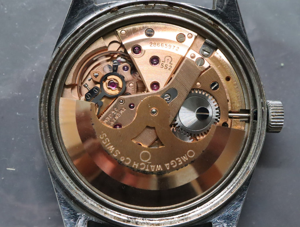 1969 Near MINT OMEGA Geneve 34mm 165.041 Automatic Silver Dial Men's Vintage