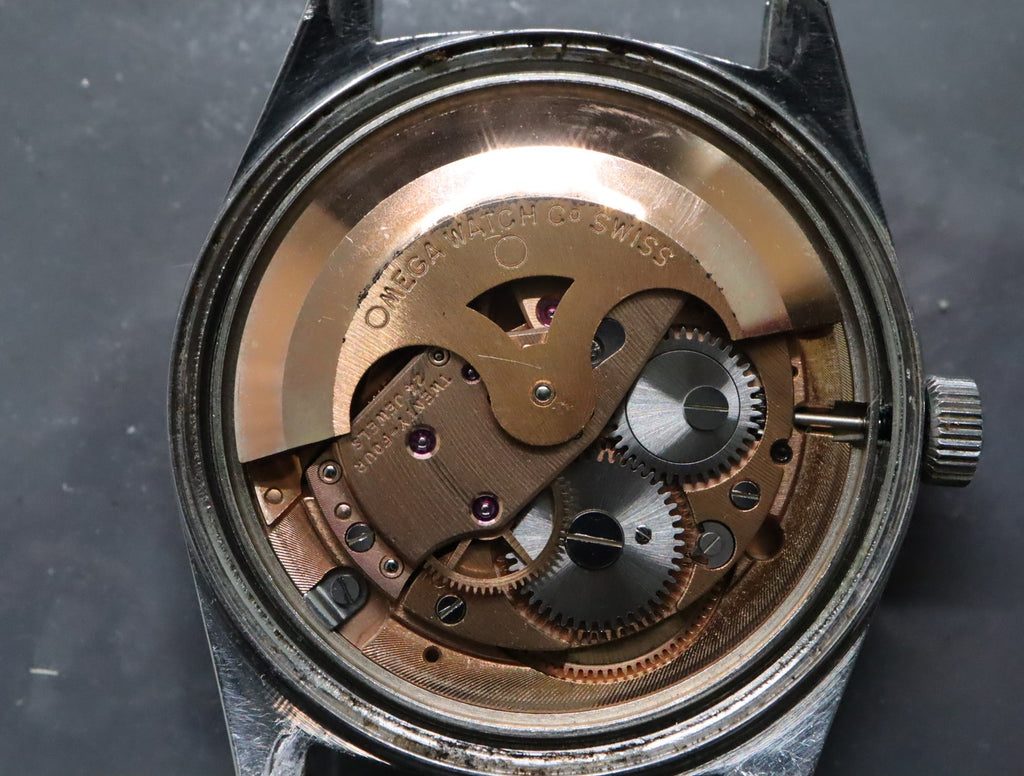 1969 Near MINT OMEGA Geneve 34mm 165.041 Automatic Silver Dial Men's Vintage
