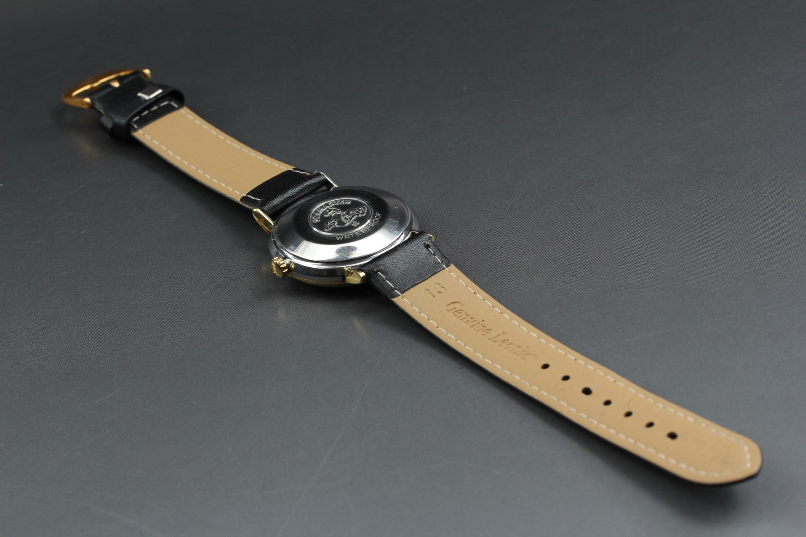 Near MINT OMEGA Seamaster 34mm Automatic Champagne Gold Dial Men's Watch Vintage