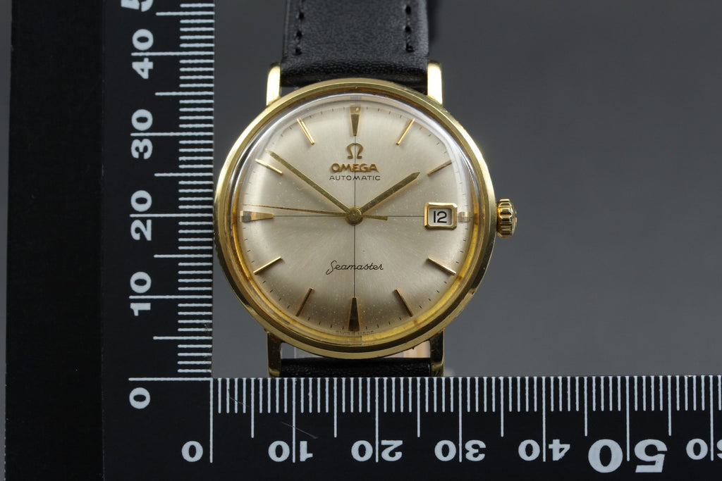Near MINT OMEGA Seamaster 34mm Automatic Champagne Gold Dial Men's Watch Vintage
