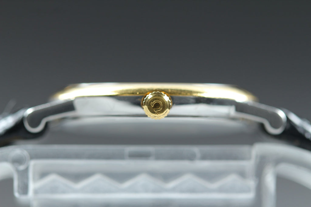 1997 Near MINT OMEGA De Ville 23mm 595.1111 Quartz White Roman Women's Vintage