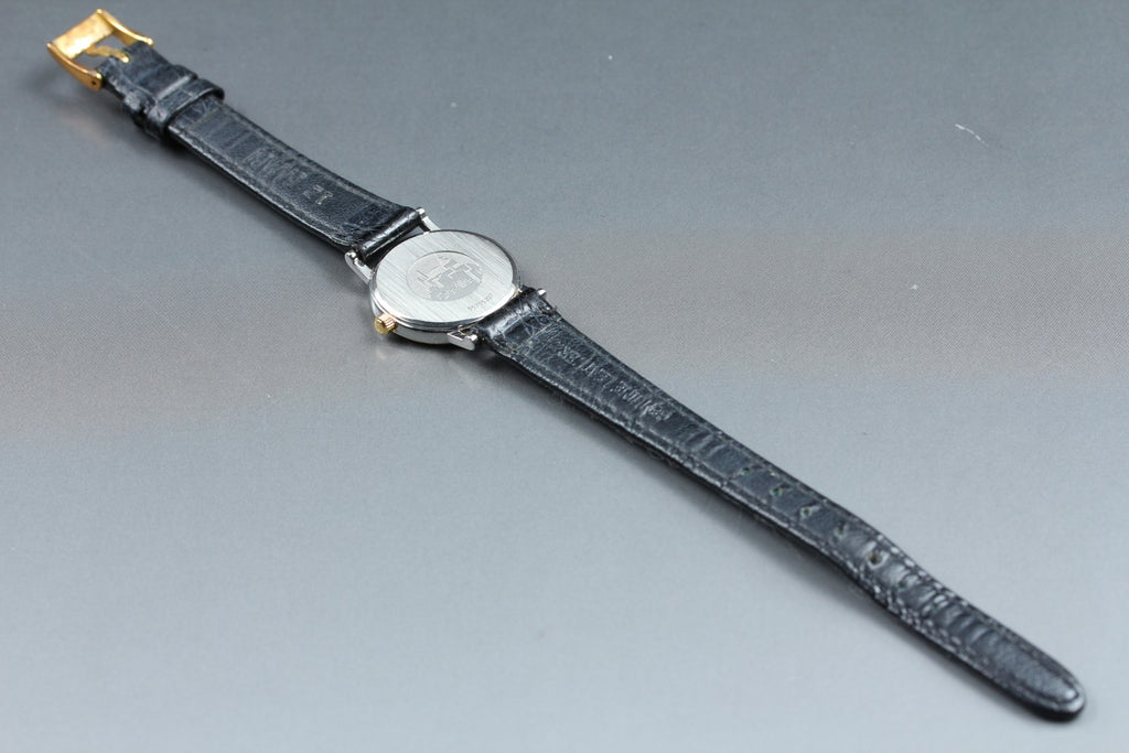 1997 Near MINT OMEGA De Ville 23mm 595.1111 Quartz White Roman Women's Vintage