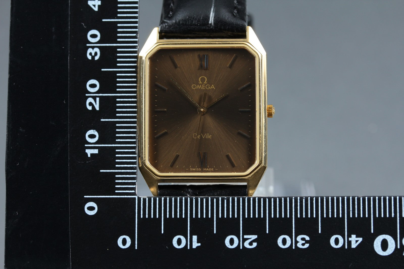 1982 MINT OMEGA De Ville 25mm 191.0191 Quartz Brown Roman Dial Men's Vintage