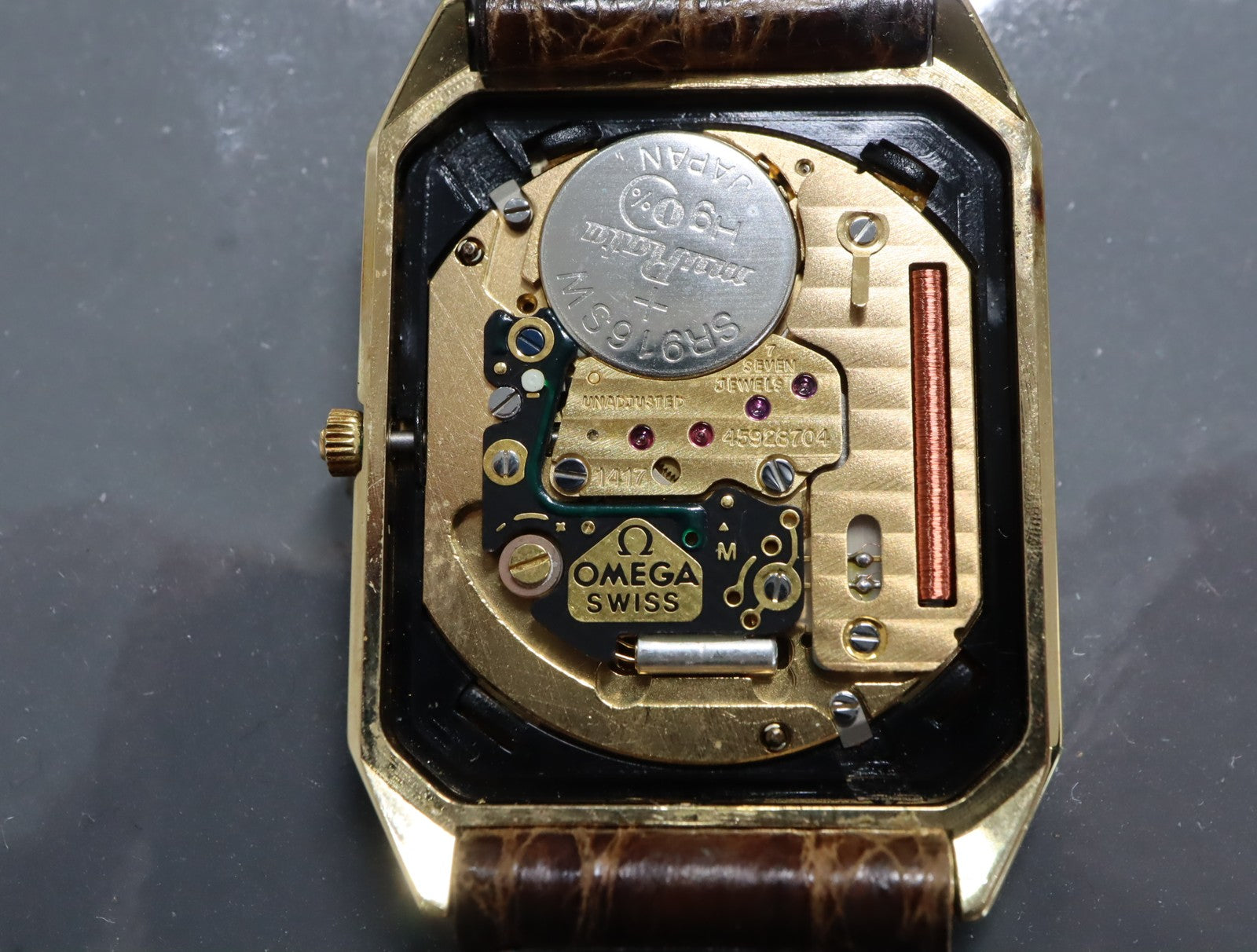 1982 MINT OMEGA De Ville 25mm 191.0191 Quartz Brown Roman Dial Men's Vintage