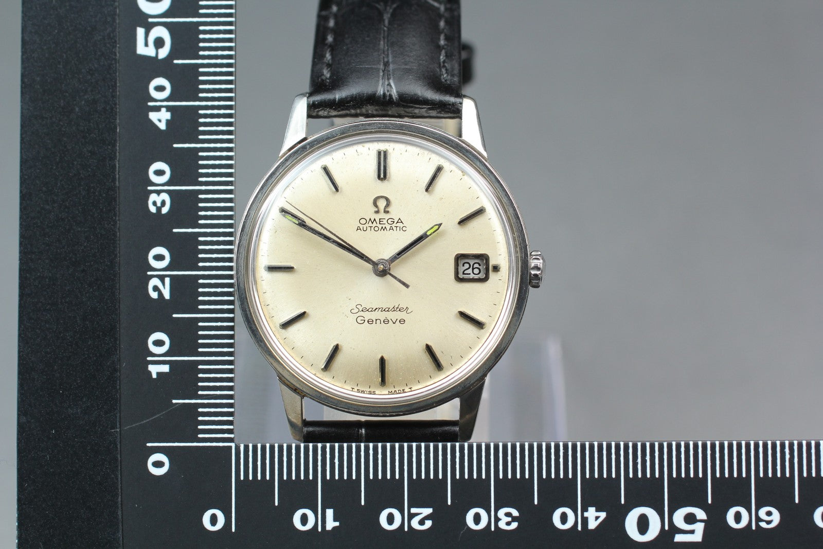 1967 Near MINT OMEGA Seamaster Geneve 34mm 166.002 Automatic Silver Men Vintage