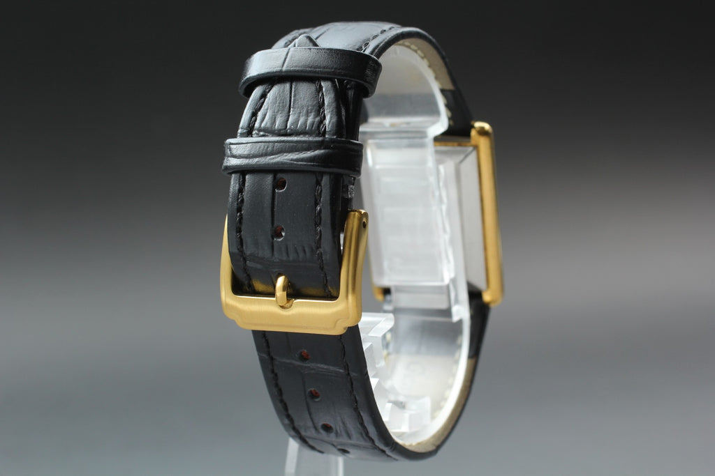 1979 Near MINT OMEGA De Ville 24mm 591.0027 Quartz Gold Dial Tank Unisex Vintage