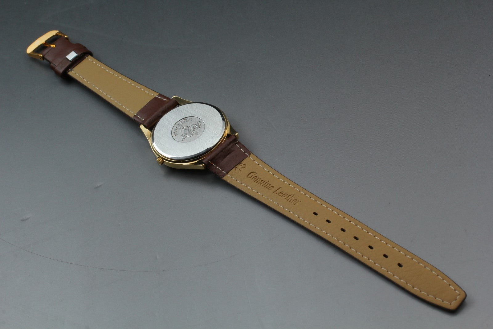 1981 Near MINT OMEGA Seamaster 34mm 196.0217 Quartz Gold Dial Men's Vintage