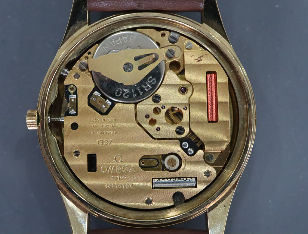 1981 Near MINT OMEGA Seamaster 34mm 196.0217 Quartz Gold Dial Men's Vintage