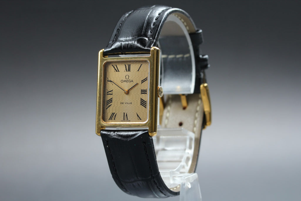 1973 Near MINT OMEGA De Ville 24mm 511.0404 Manual Roman Tank Unisex Vintage