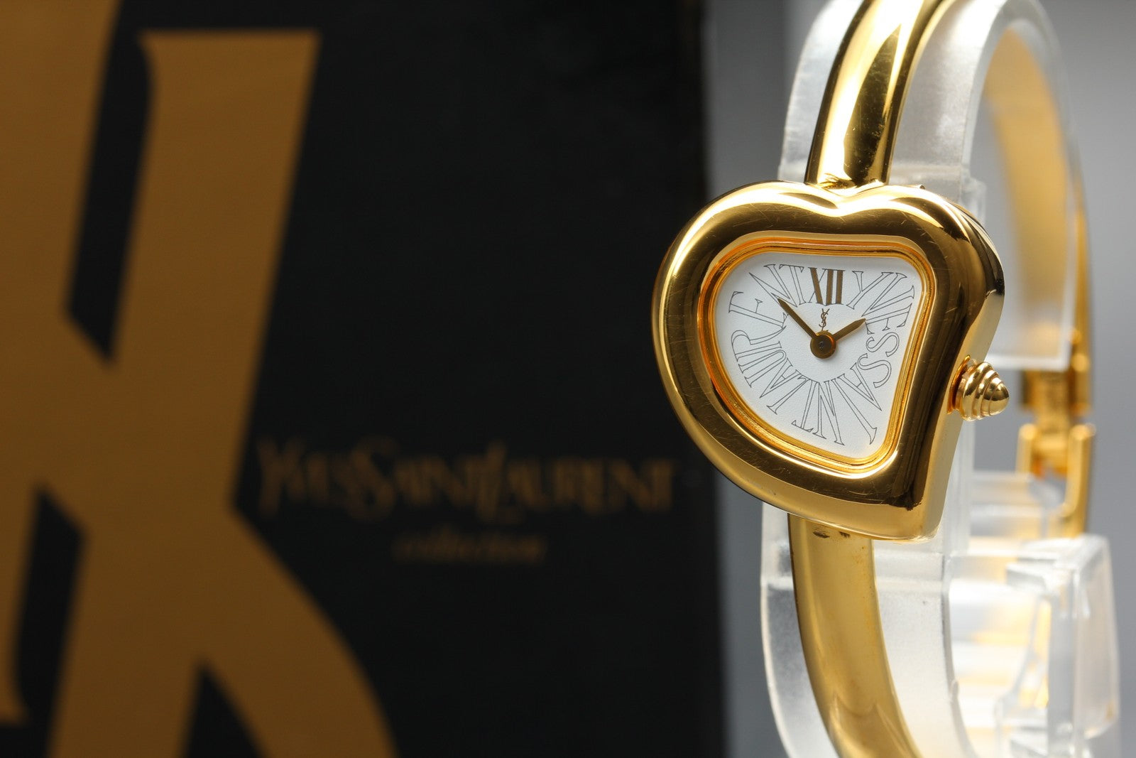 Full Set/Near MINT Yves Saint Laurent Heart Watch 24mm Quartz White Dial Women's