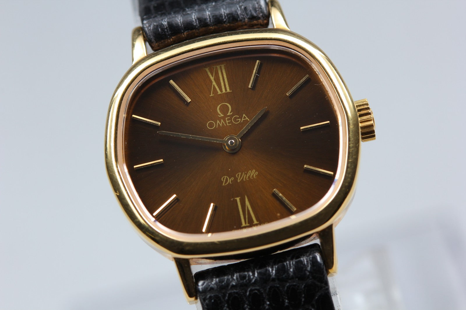 1979 MINT/Box,Paper OMEGA De Ville 24mm 511.0561 Manual Brown Roman Dial Women's
