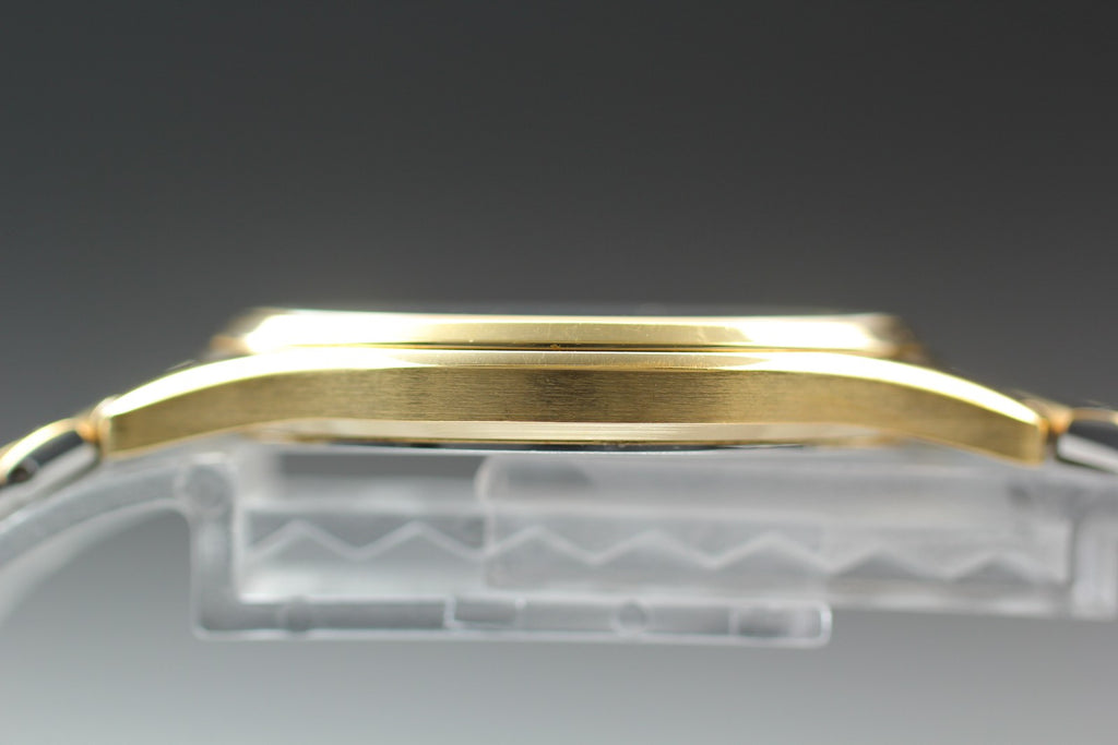 1984 Near MINT OMEGA Seamaster 33mm 196.0251 Quartz Gold Dial Men's Vintage