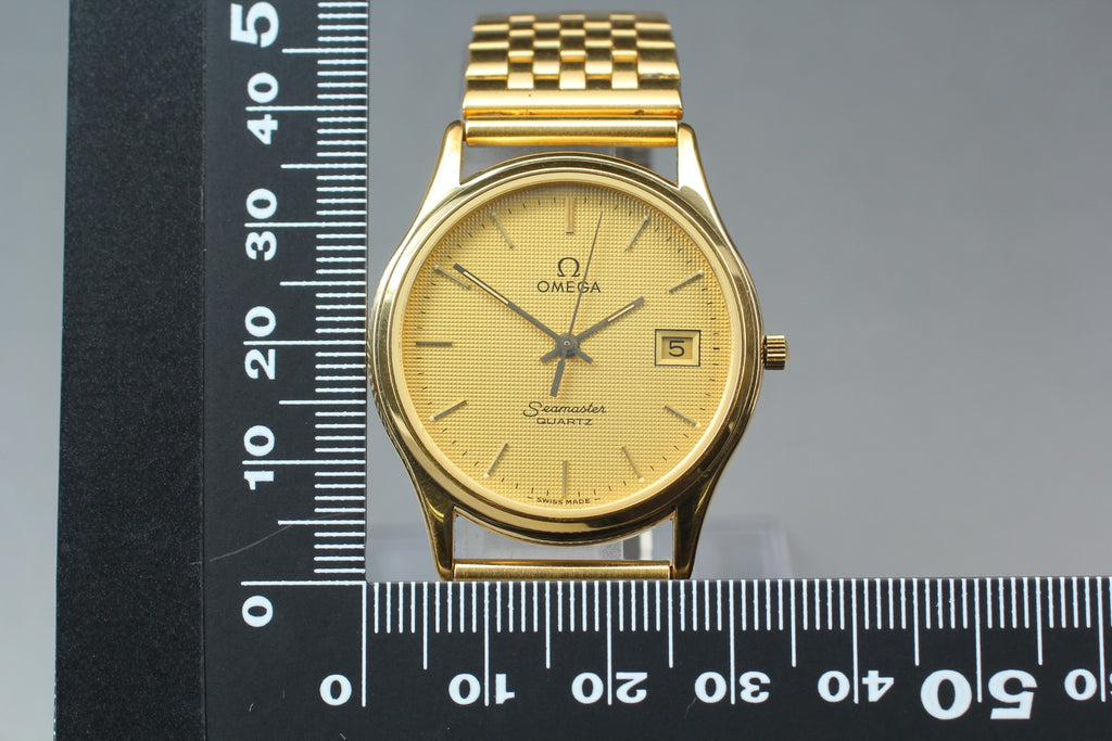 1984 Near MINT OMEGA Seamaster 33mm 196.0251 Quartz Gold Dial Men's Vintage