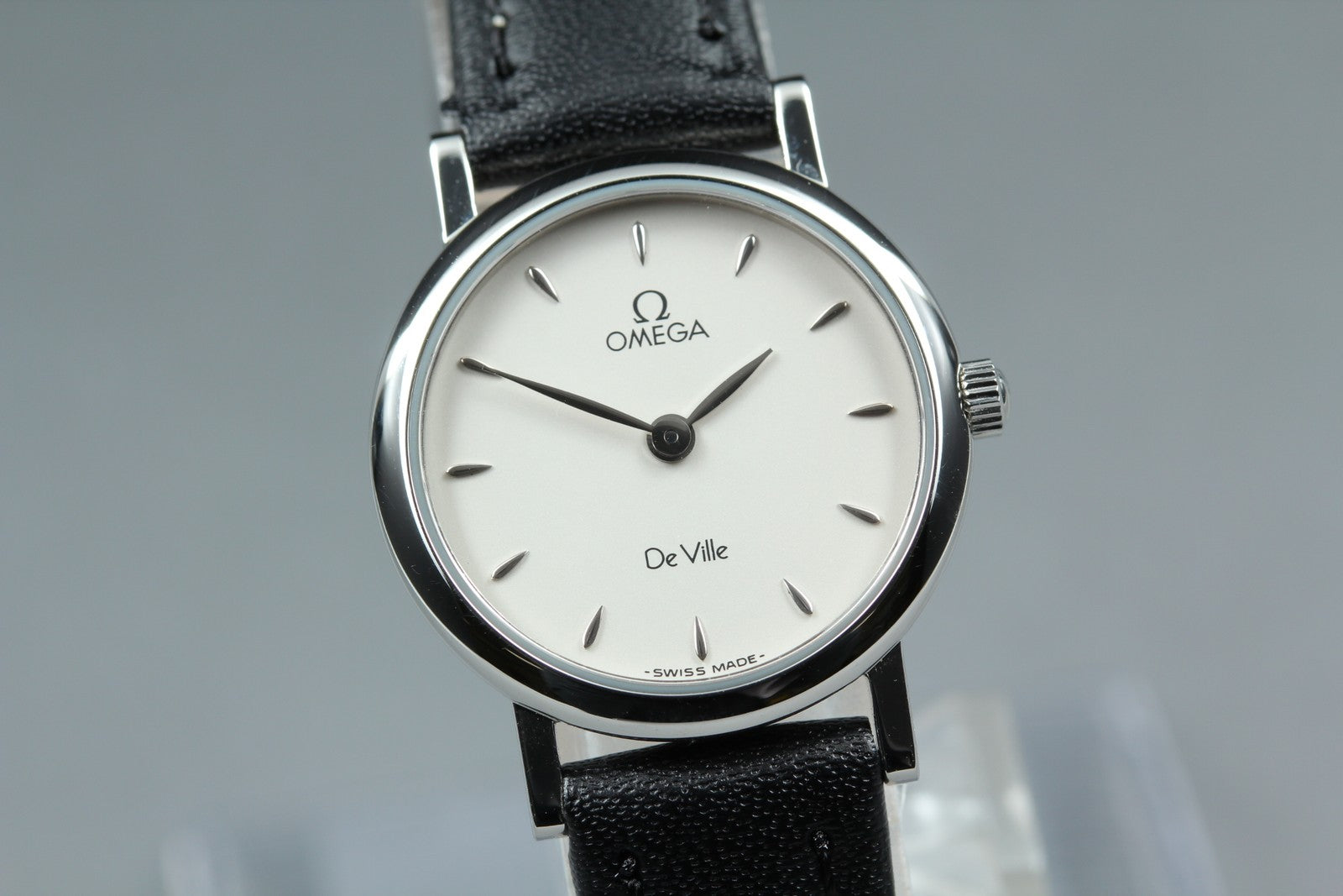 1994 Near MINT/Box, Paper OMEGA De Ville 23mm 595.1111 Quartz Women's Vintage