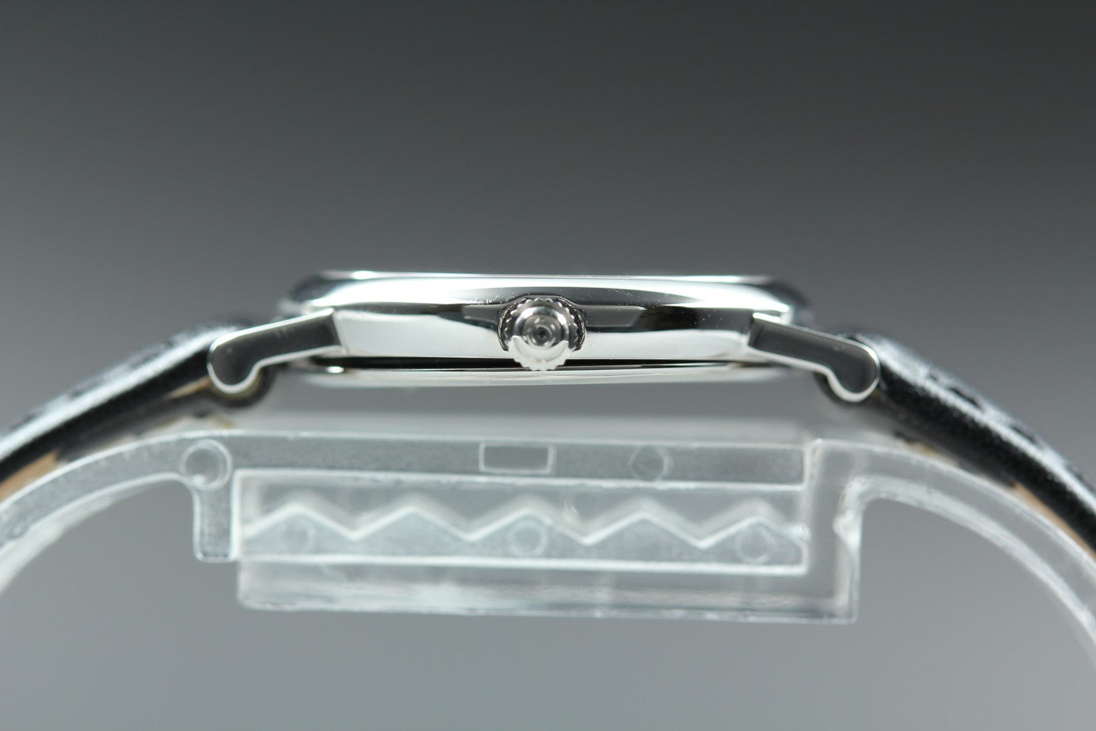 1994 Near MINT/Box, Paper OMEGA De Ville 23mm 595.1111 Quartz Women's Vintage