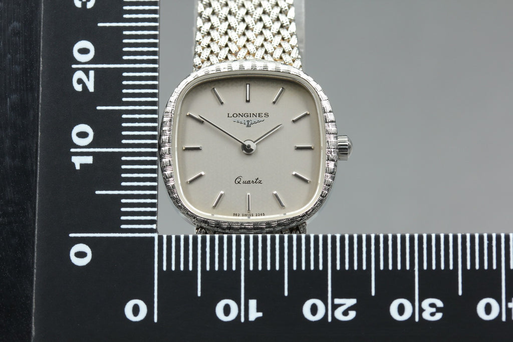 Near MINT LONGINES 963 3345 21mm Quartz L963.2 Silver Dial Women's Watch Vintage