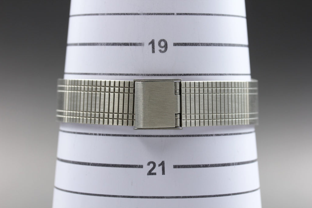1979 Near MINT OMEGA Seamaster 35mm 196.0078 Quartz Silver Dial Men's Vintage