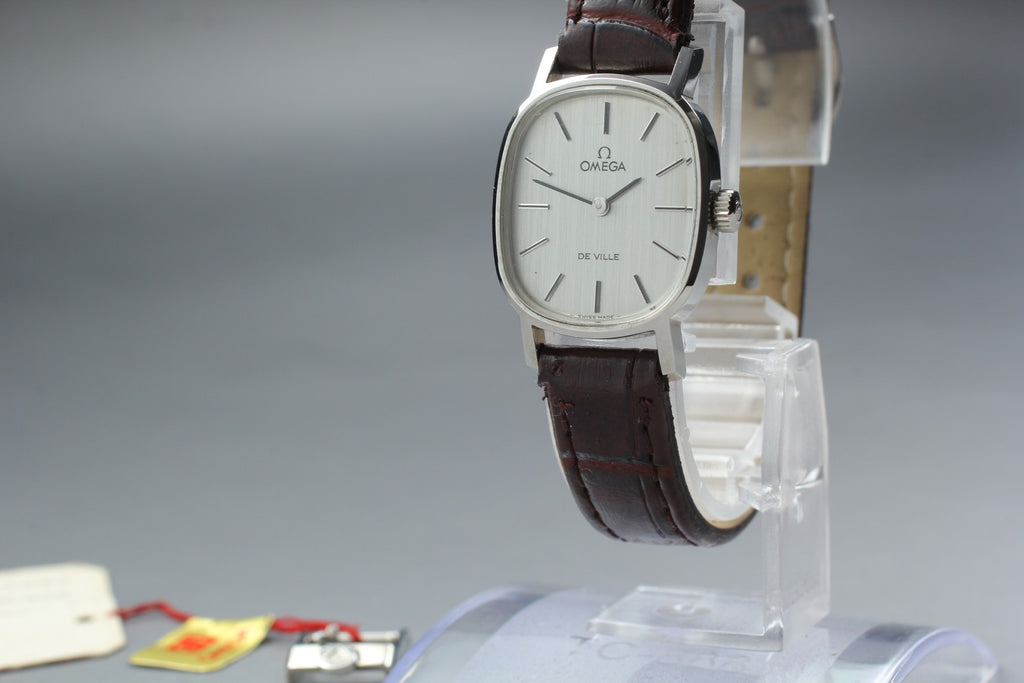 NOS 1975 OMEGA De Ville 21mm 511.0509 Manual Silver Dial Women's Watch Vintage