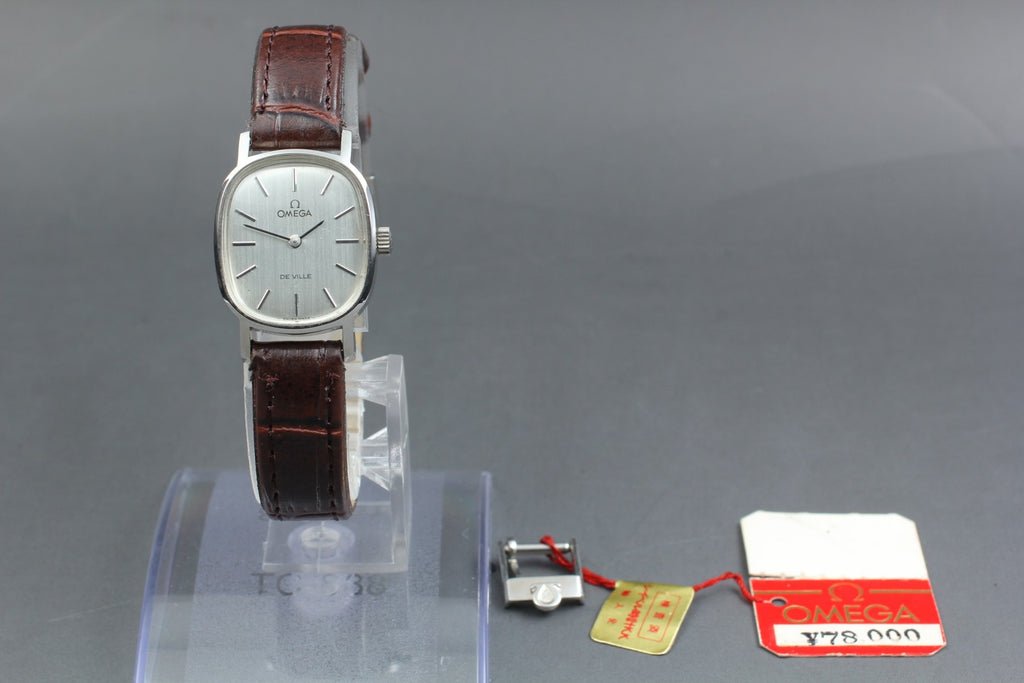 NOS 1975 OMEGA De Ville 21mm 511.0509 Manual Silver Dial Women's Watch Vintage
