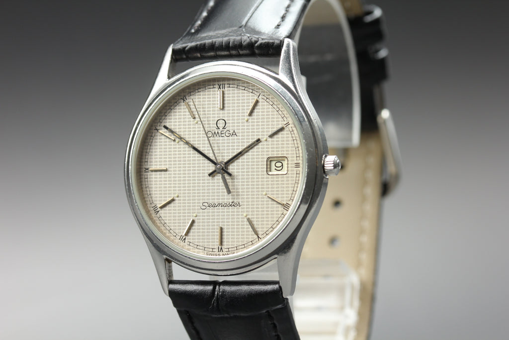 1987 Near MINT OMEGA Seamaster 33mm 196.0251 Quartz Silver Dial Men's Vintage