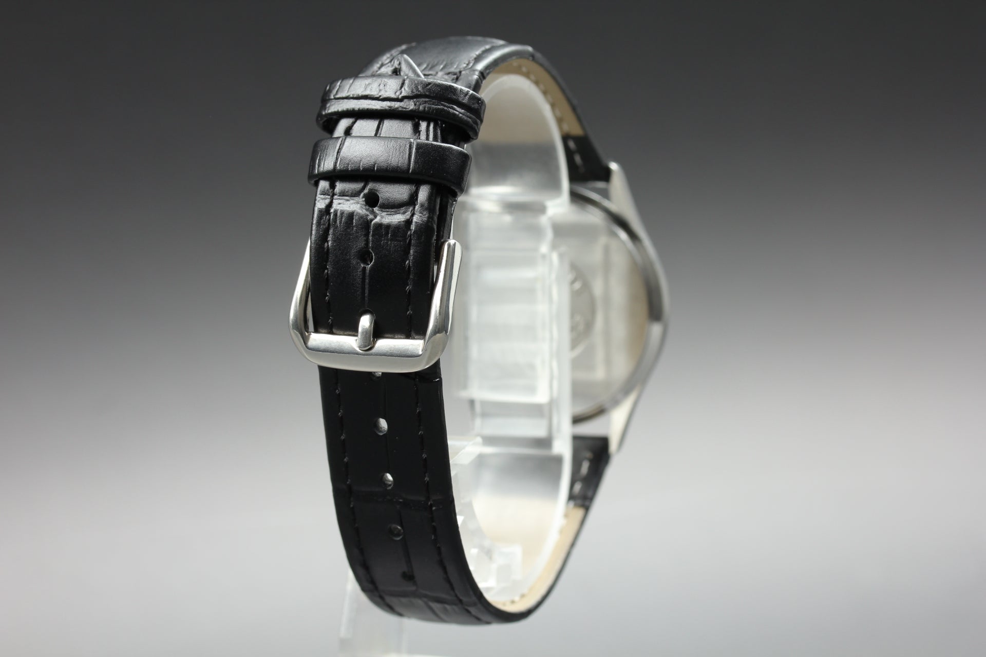 1987 Near MINT OMEGA Seamaster 33mm 196.0251 Quartz Silver Dial Men's Vintage