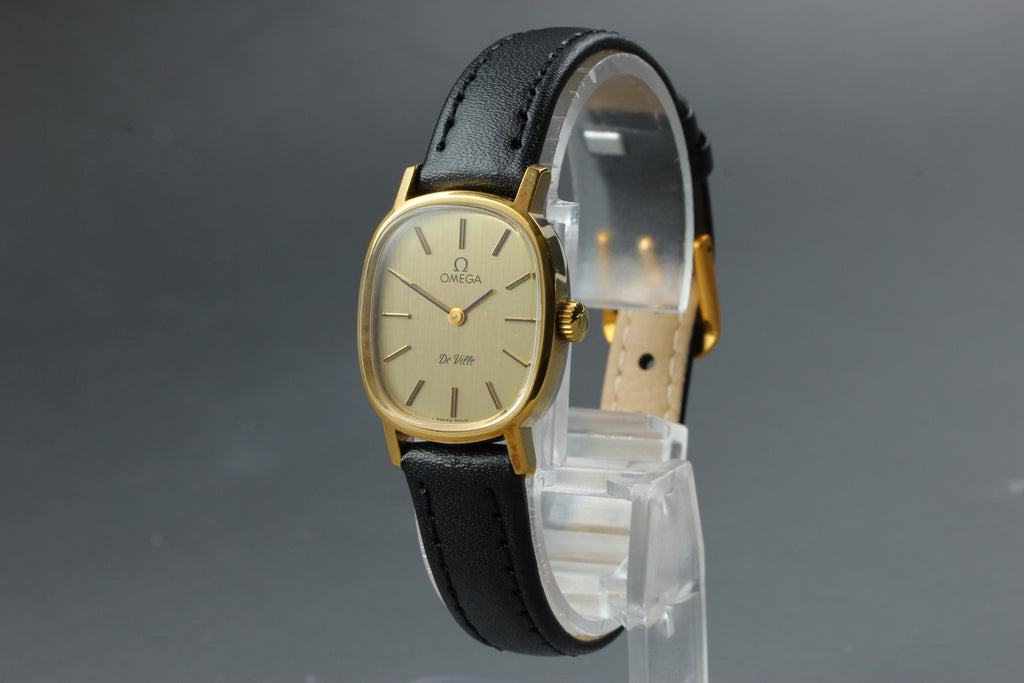 1979 Near MINT/Box OMEGA De Ville 21mm 511.0509 Manual Gold Dial Women's Vintage
