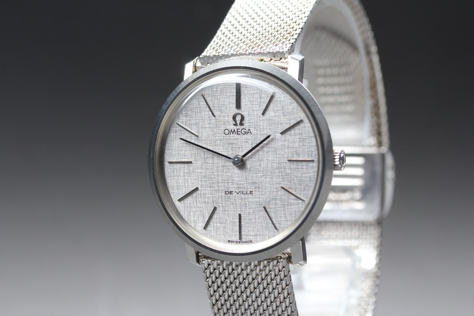 1970 MINT OMEGA De Ville 33mm 111.077 Manual Silver Dial Men's Watch Vintage