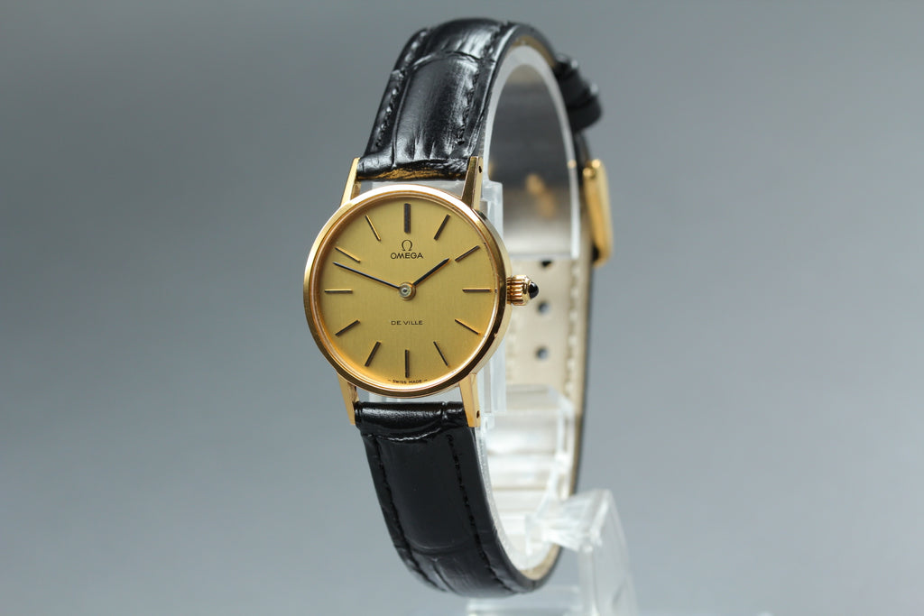 1977 Near MINT OMEGA De Ville 24mm 511.0392 Manual Gold Dial Women's Vintage