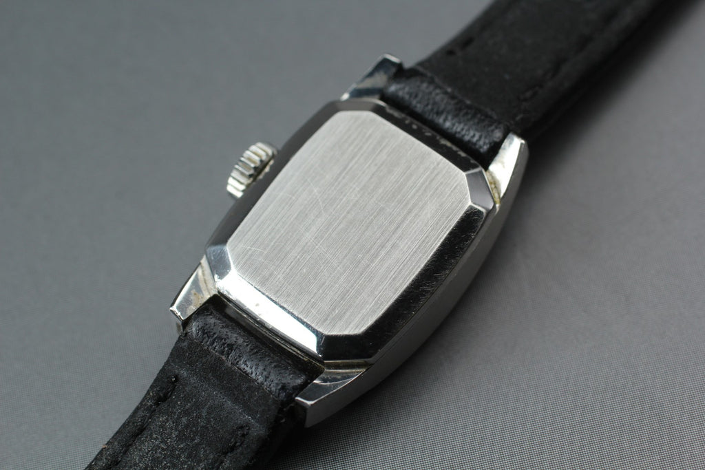 1971 Near MINT OMEGA De Ville 15mm 511.268 Manual Silver Dial Women's Vintage