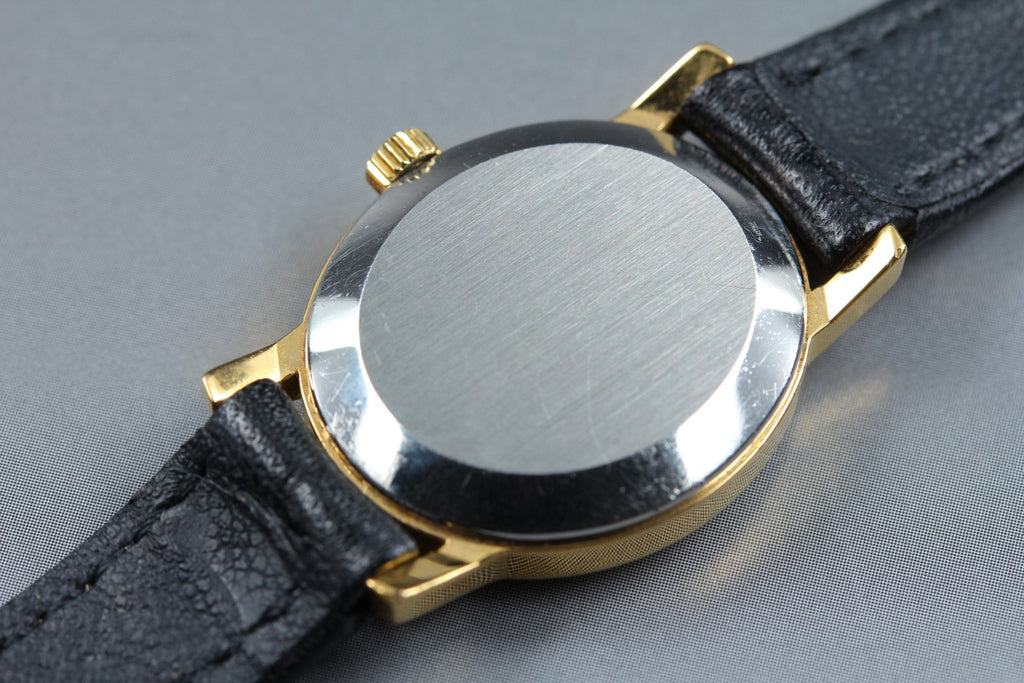 1978 Near MINT OMEGA Geneve 21mm 511.0411 Manual Gold Dial Women's Watch Vintage