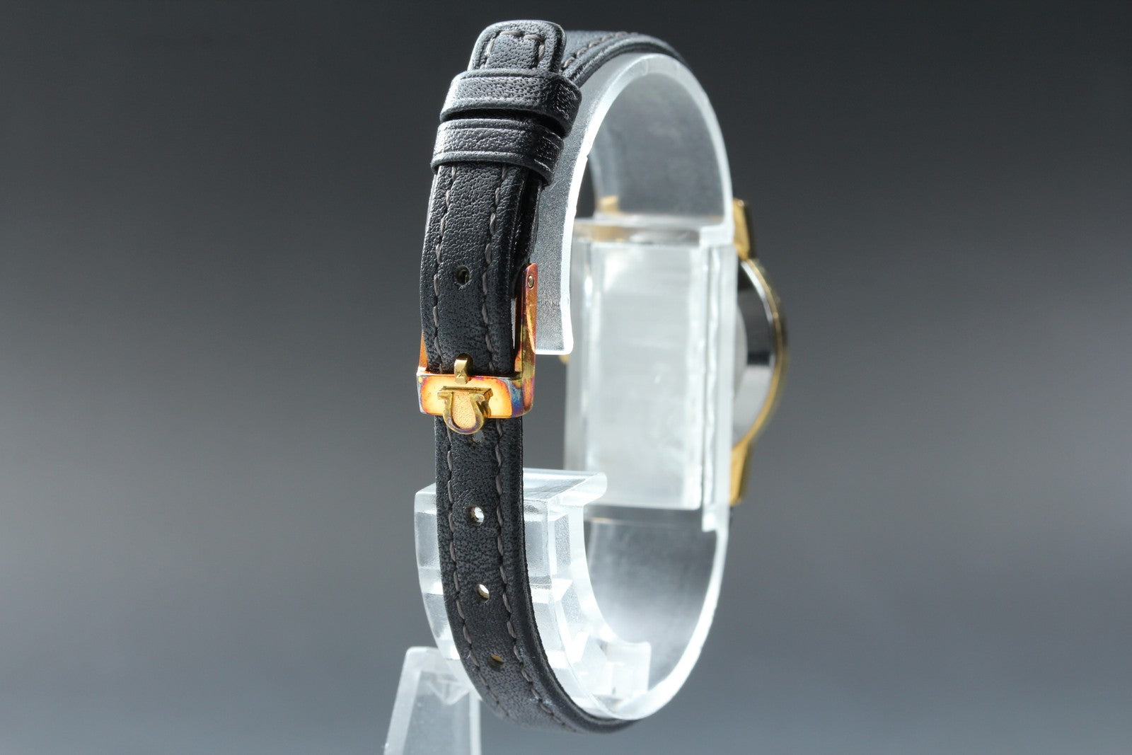 1978 Near MINT OMEGA Geneve 21mm 511.0411 Manual Gold Dial Women's Watch Vintage