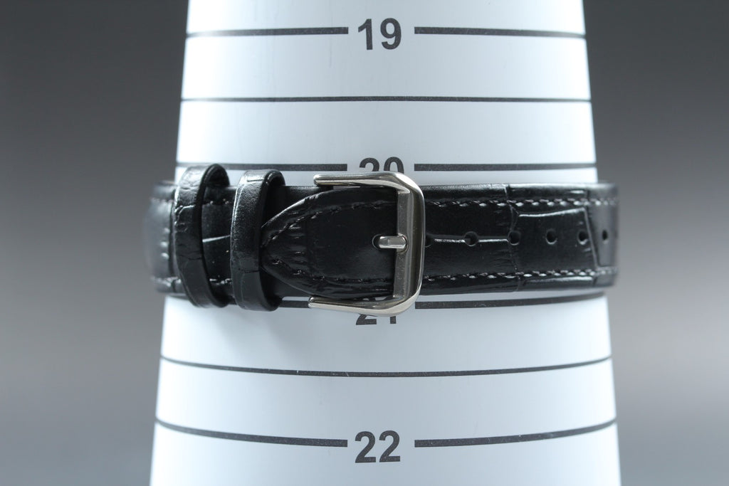 1980s Near MINT OMEGA Seamaster 33mm 196.0251 Quartz Silver Dial Men's Vintage