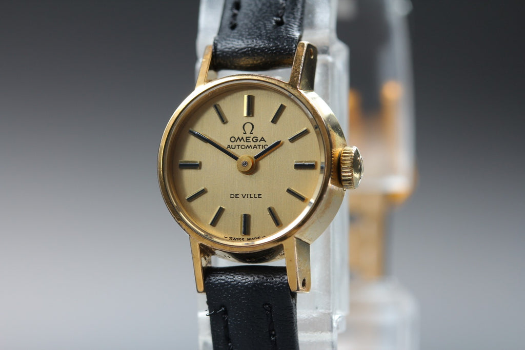 1972 Near MINT OMEGA De Ville 17mm 551.0057 Automatic Gold Dial Women's Vintage