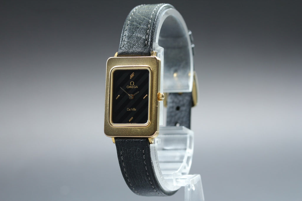 1985 Near MINT OMEGA De Ville 19mm 595.0084 Quartz Black Dial Women's Vintage