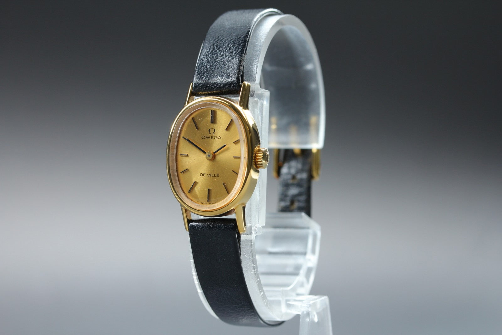 1977 Near MINT OMEGA De Ville 18mm 511.0553 Manual Gold Dial Women's Vintage