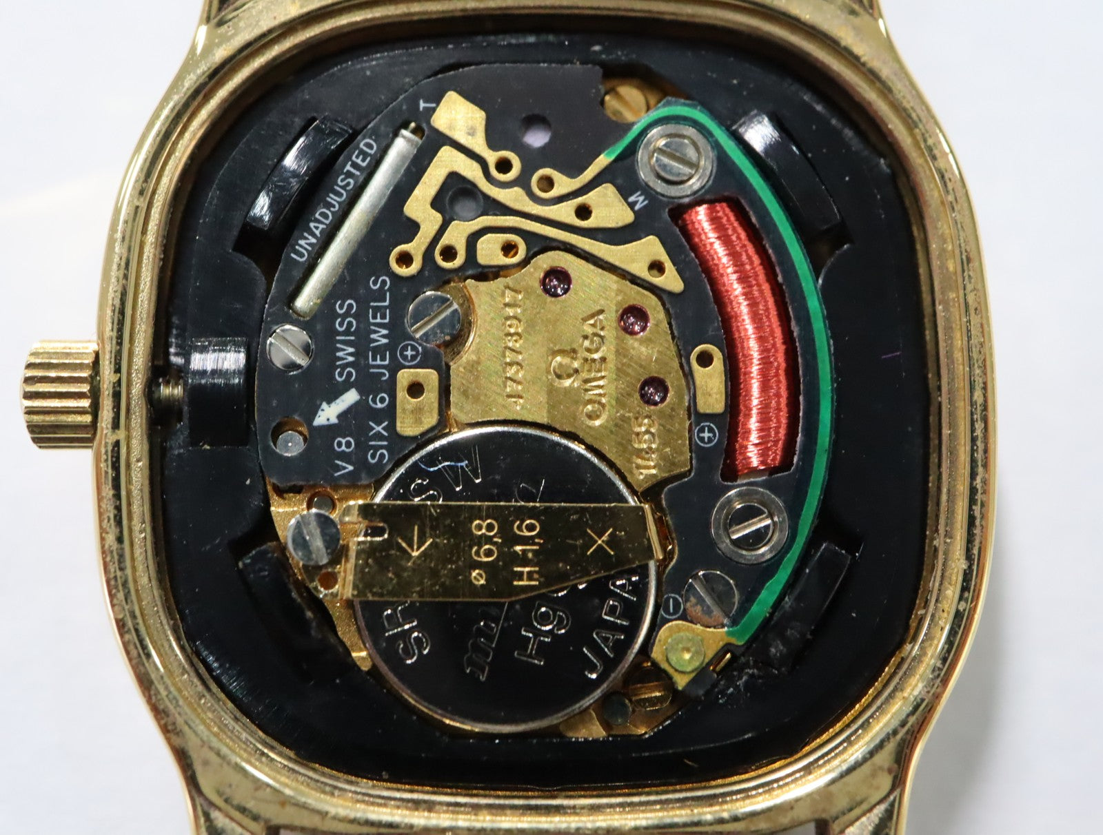 1984 Near MINT/Box OMEGA De Ville 20mm 591.0380 Quartz Gold Dial Women's Vintage