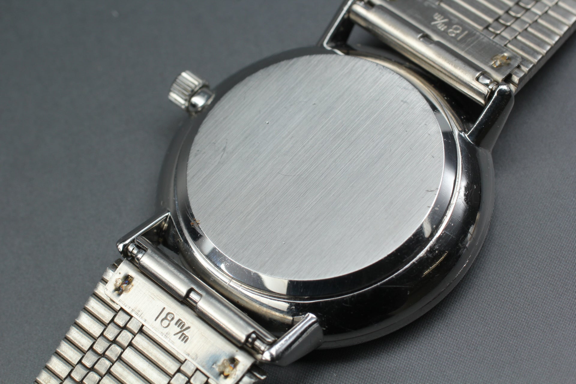 1977 Near MINT OMEGA De Ville 34mm 191.0044 Quartz Silver Dial Men's Watch JAPAN