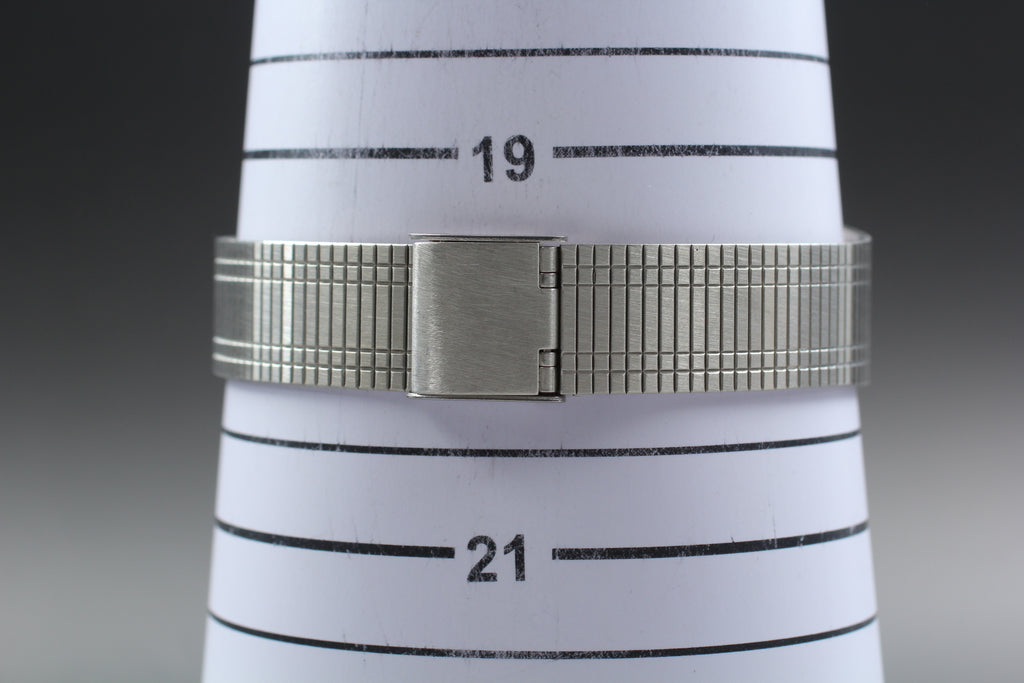 1977 Near MINT OMEGA De Ville 34mm 191.0044 Quartz Silver Dial Men's Watch JAPAN