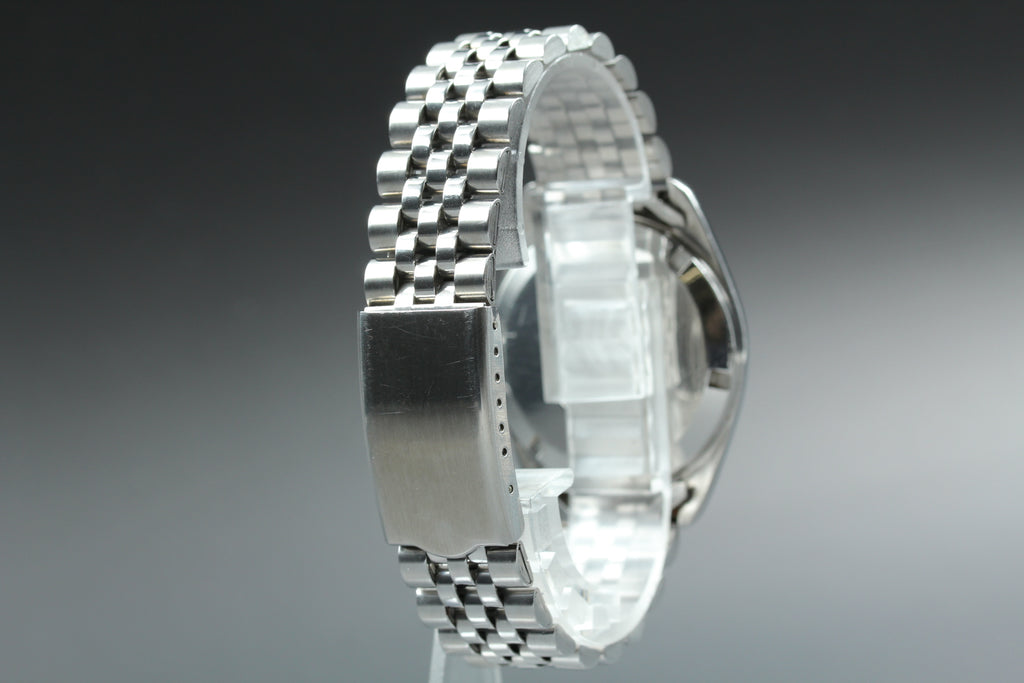 1970 Near MINT OMEGA Seamaster 35mm 166.067 Automatic Silver Dial Men's Vintage